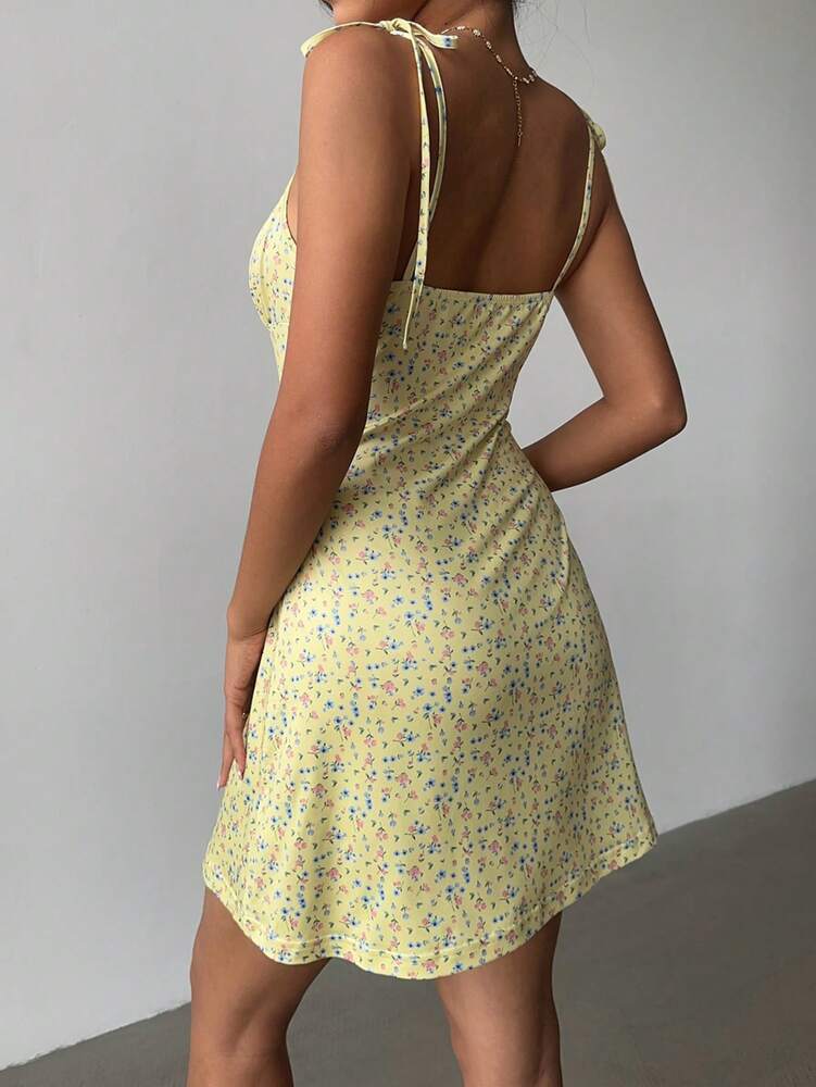 Women's Ditsy Floral Bodycon Mermaid Dress Butter Yellow Elegant Vacation Outfit Teacher Graduation Spring Summer Casual Fashion Wear