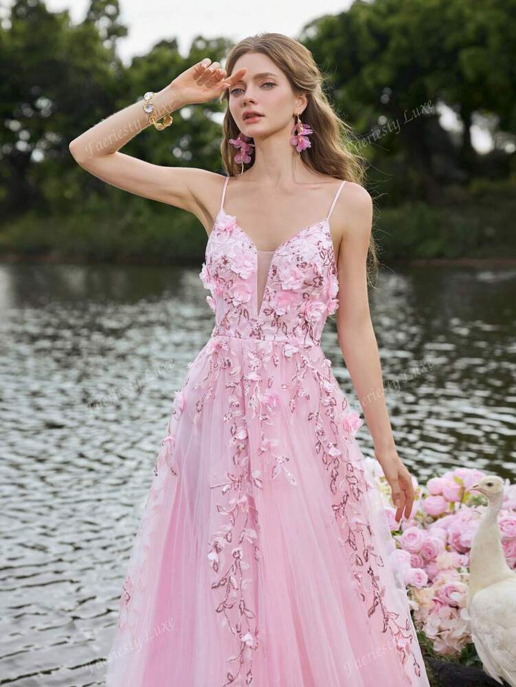 Women's Floor Length Tulle Evening Gown With Spaghetti Straps Back Tie 3D Floral Appliques Elegant Summer Garden Wedding Guest Dress