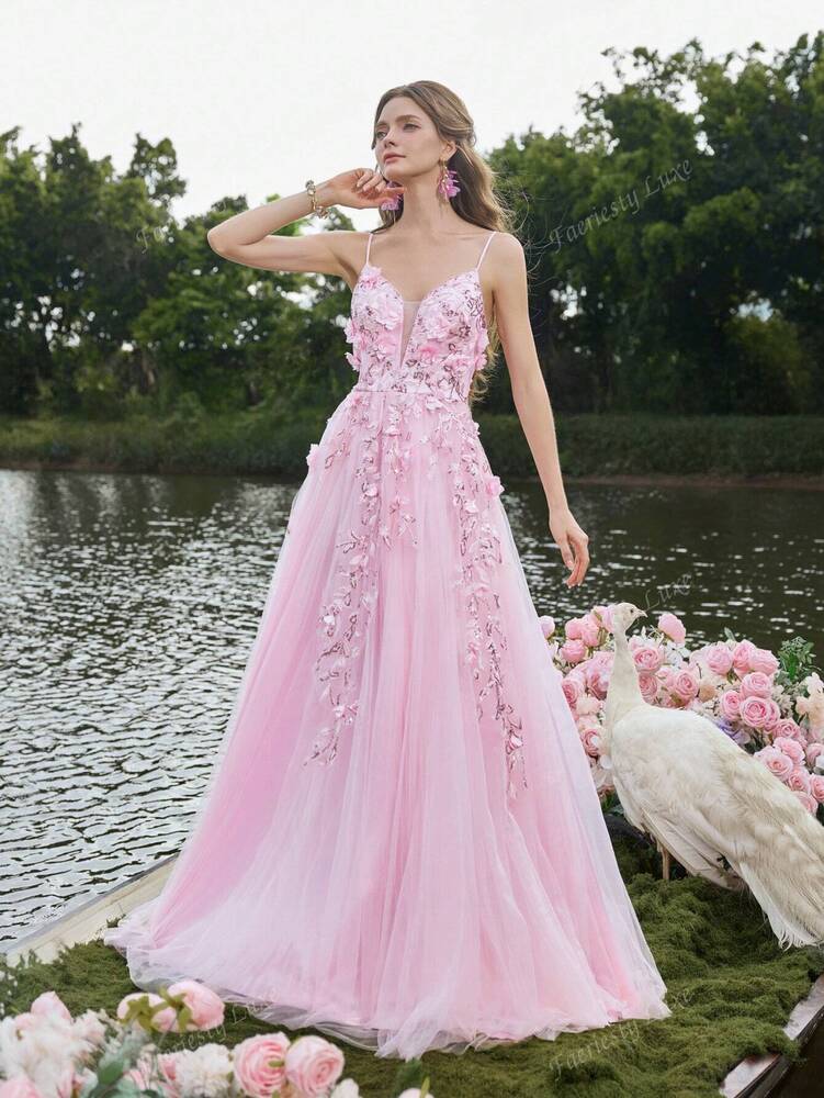 Women's Floor Length Tulle Evening Gown With Spaghetti Straps Back Tie 3D Floral Appliques Elegant Summer Garden Wedding Guest Dress